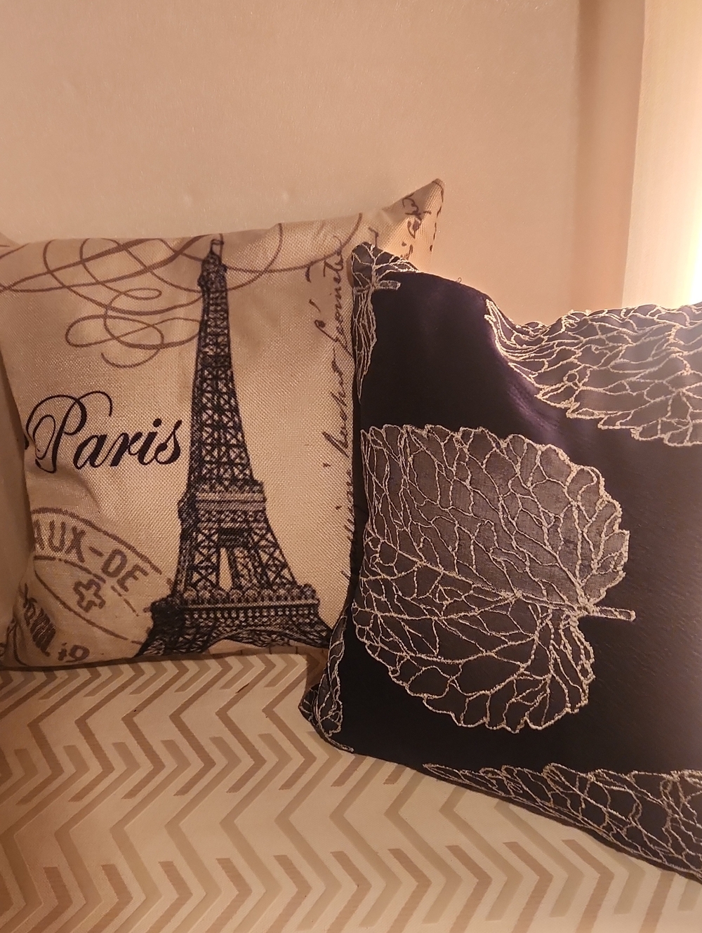 Paris Eiffel Decorative Throw Pillow Set in Beige and Navy